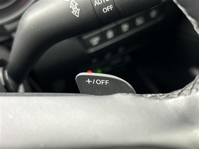 ＭＡＺＤＡ３ファストバック ２０Ｓバーガンディ　セレクション　禁煙車　マツダコネクトナビ　全方位カメラ　前席シートヒーター　レーダークルーズコントロール　ブラインドスポットモニター　メモリ機能付パワーシート　パドルシフト　前後ドライブレコーダー　赤革シート（7枚目）
