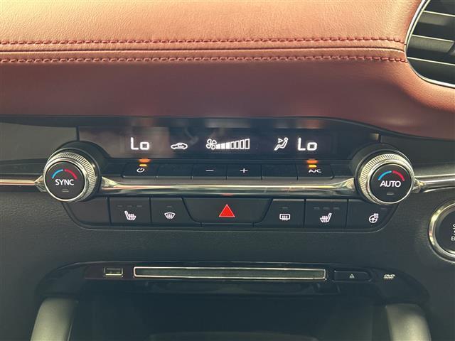 ＭＡＺＤＡ３ファストバック ２０Ｓバーガンディ　セレクション　禁煙車　マツダコネクトナビ　全方位カメラ　前席シートヒーター　レーダークルーズコントロール　ブラインドスポットモニター　メモリ機能付パワーシート　パドルシフト　前後ドライブレコーダー　赤革シート（27枚目）