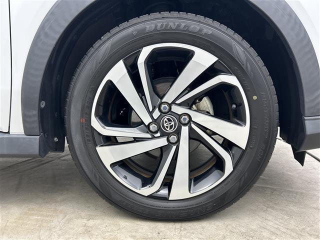 ライズ Ｚ　禁煙車　社外ＳＤナビ（フルセグＴＶ／ＣＤ／ＤＶＤ／ＢＴ）　バックカメラ　レーダークルコン　前席シートヒーター　プリクラッシュ　前後コーナーセンサー　前後ドラレコ　オートライト　ＥＴＣ　革巻ステアリング（17枚目）