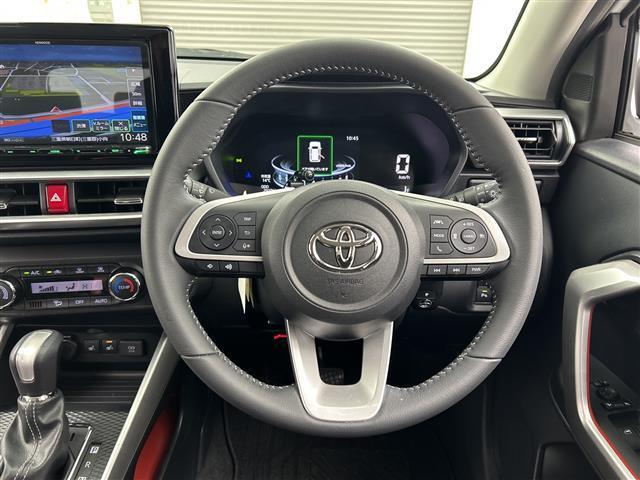 ライズ Ｚ　禁煙車　社外ＳＤナビ（フルセグＴＶ／ＣＤ／ＤＶＤ／ＢＴ）　バックカメラ　レーダークルコン　前席シートヒーター　プリクラッシュ　前後コーナーセンサー　前後ドラレコ　オートライト　ＥＴＣ　革巻ステアリング（21枚目）