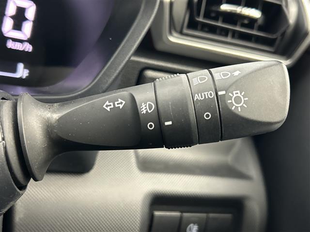 ライズ Ｚ　禁煙車　社外ＳＤナビ（フルセグＴＶ／ＣＤ／ＤＶＤ／ＢＴ）　バックカメラ　レーダークルコン　前席シートヒーター　プリクラッシュ　前後コーナーセンサー　前後ドラレコ　オートライト　ＥＴＣ　革巻ステアリング（23枚目）