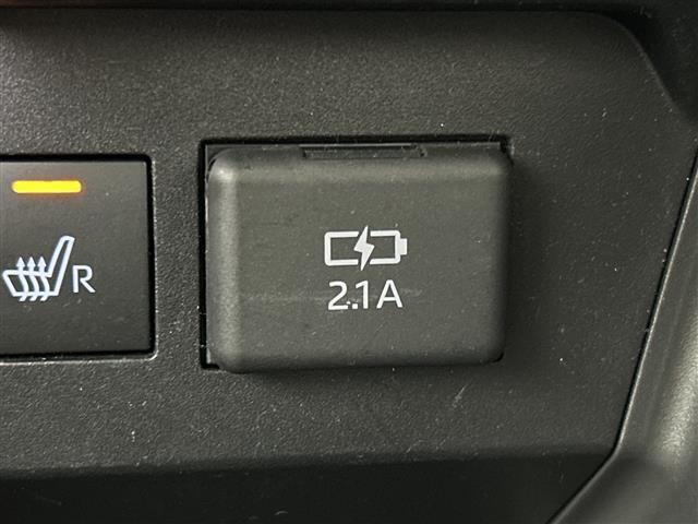 ライズ Ｚ　禁煙車　社外ＳＤナビ（フルセグＴＶ／ＣＤ／ＤＶＤ／ＢＴ）　バックカメラ　レーダークルコン　前席シートヒーター　プリクラッシュ　前後コーナーセンサー　前後ドラレコ　オートライト　ＥＴＣ　革巻ステアリング（31枚目）