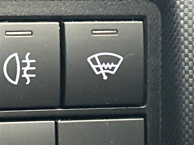 ロッキー G 禁煙車 純正ナビ レーダークルーズコントロール 前席シートヒーター オートライト ビルトインETC プリクラッシュ レーンキープ ドライブレコーダー 電格ミラー プッシュスタート ステアスイッチ(9枚目)