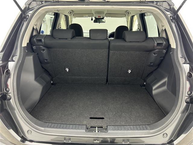 ロッキー G 禁煙車 純正ナビ レーダークルーズコントロール 前席シートヒーター オートライト ビルトインETC プリクラッシュ レーンキープ ドライブレコーダー 電格ミラー プッシュスタート ステアスイッチ(16枚目)