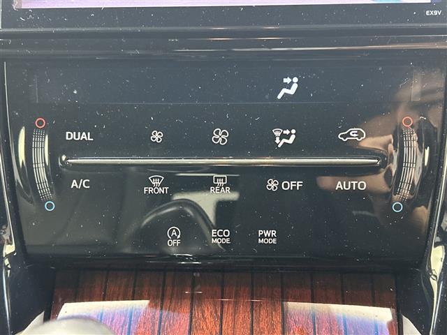 ハリアー プレミアム　禁煙車／アルパインナビ／バックカメラ／パワーバックドア／トヨタセーフティセンス／プリクラッシュセーフティ／オートマチックハイビーム／レーンディパーチャーアラート／運転席パワーシート（21枚目）