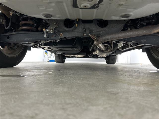 ハリアー プレミアム　禁煙車／アルパインナビ／バックカメラ／パワーバックドア／トヨタセーフティセンス／プリクラッシュセーフティ／オートマチックハイビーム／レーンディパーチャーアラート／運転席パワーシート（43枚目）