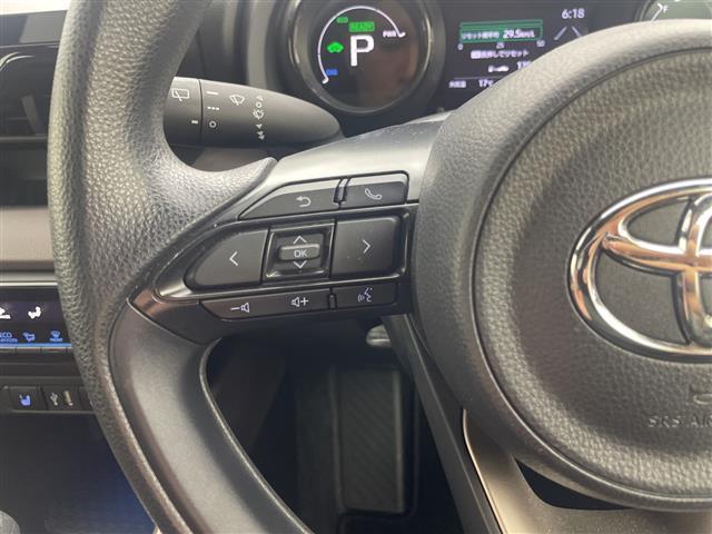 ヤリス ハイブリッドG /禁煙車/純正ナビ/バックカメラ/トヨタセーフティセンス/プリクラッシュセーフティ/オートマチックハイビーム/レーダークルーズコントロール/前席シートヒーター/ビルトインETC(9枚目)