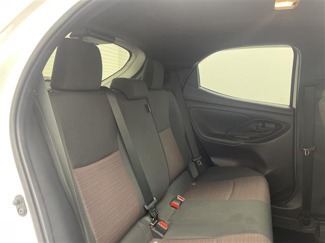 ヤリス ハイブリッドG /禁煙車/純正ナビ/バックカメラ/トヨタセーフティセンス/プリクラッシュセーフティ/オートマチックハイビーム/レーダークルーズコントロール/前席シートヒーター/ビルトインETC(14枚目)