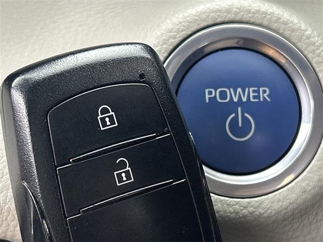 ヤリス ハイブリッドZ 禁煙車/純正ナビ/パノラミックビューモニター/トヨタセーフティセンス/レーダークルーズコントロール/オートマチックハイビーム/プリクラッシュセーフティ/レーントレーシングアシスト/シートヒーター(12枚目)