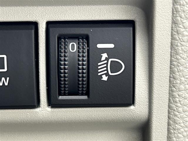 ヤリス ハイブリッドZ 禁煙車/純正ナビ/パノラミックビューモニター/トヨタセーフティセンス/レーダークルーズコントロール/オートマチックハイビーム/プリクラッシュセーフティ/レーントレーシングアシスト/シートヒーター(13枚目)