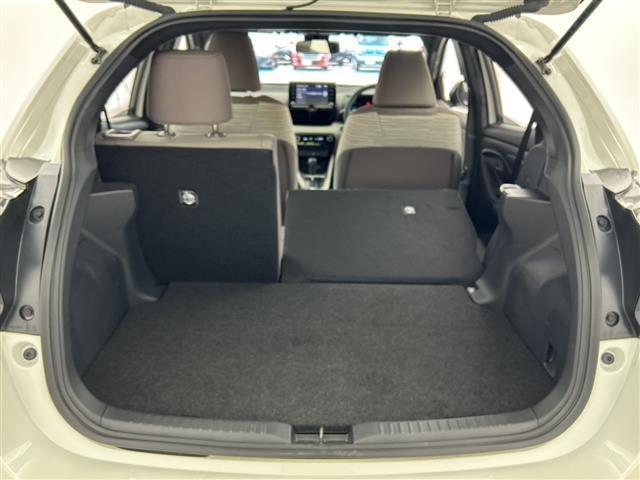 ヤリス ハイブリッドZ 禁煙車/純正ナビ/パノラミックビューモニター/トヨタセーフティセンス/レーダークルーズコントロール/オートマチックハイビーム/プリクラッシュセーフティ/レーントレーシングアシスト/シートヒーター(36枚目)