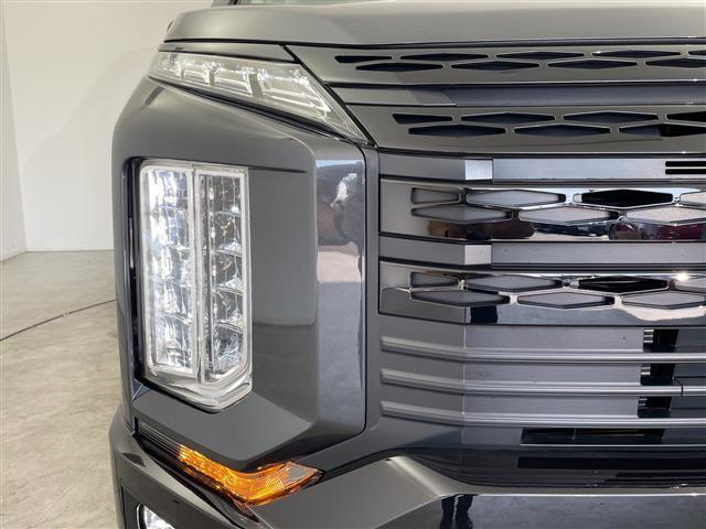 デリカD:5 シャモニー 登録済未使用車 前席シートヒーター ステアリングヒーター パドルシフト 両側パワースライドドア レーダークルーズコントロール ブラインドスポットモニター Autoハイビーム 電動パーキング スペアキー(40枚目)