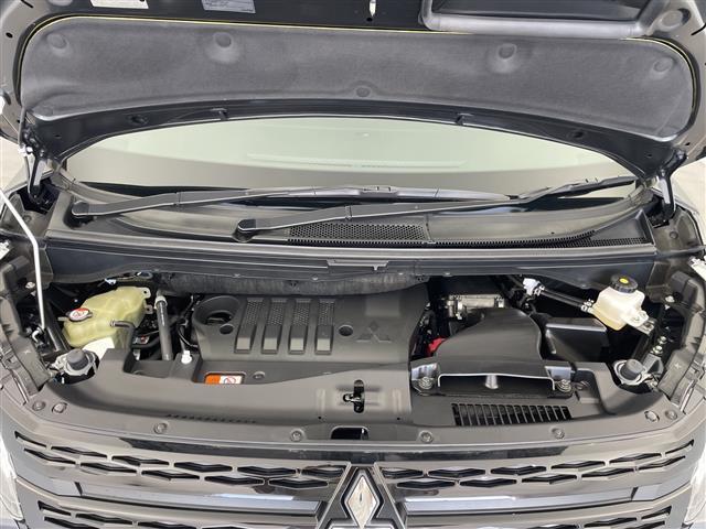 デリカD:5 シャモニー 登録済未使用車 前席シートヒーター ステアリングヒーター パドルシフト 両側パワースライドドア レーダークルーズコントロール ブラインドスポットモニター Autoハイビーム 電動パーキング スペアキー(43枚目)