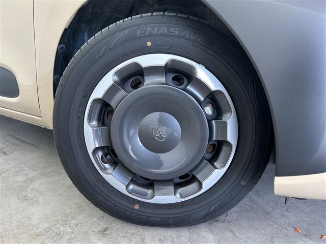 シエンタ ハイブリッドＺ　禁煙車／純正ナビ／両側パワースライドドア／パノラミックビューモニター／ブラインドスポットモニター／トヨタセーフティセンス／プリクラッシュセーフティ／オートマチックハイビーム／レーダー（14枚目）