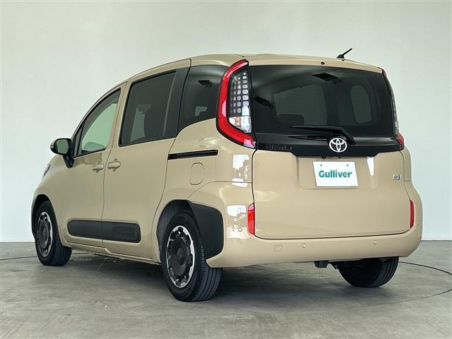 シエンタ ハイブリッドＺ　禁煙車／純正ナビ／両側パワースライドドア／パノラミックビューモニター／ブラインドスポットモニター／トヨタセーフティセンス／プリクラッシュセーフティ／オートマチックハイビーム／レーダー（17枚目）