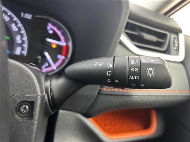 ＲＡＶ４ アドベンチャー　禁煙車　純正９インチナビ　フルセグＴＶ／Ｂｌｕｅｔｏｏｔｈ　バックカメラ　純正アルミホイール　シートヒーター　ベンチレーション　ハンドルヒーター　ステアリングスイッチ　オートエアコン（19枚目）