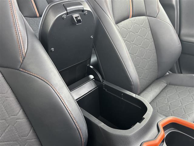 ＲＡＶ４ アドベンチャー　禁煙車　純正９インチナビ　フルセグＴＶ／Ｂｌｕｅｔｏｏｔｈ　バックカメラ　純正アルミホイール　シートヒーター　ベンチレーション　ハンドルヒーター　ステアリングスイッチ　オートエアコン（27枚目）