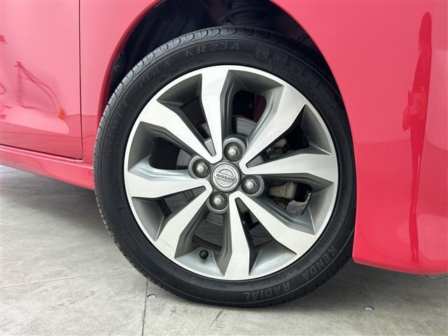 デイズルークス ハイウェイスター ターボ 禁煙車 純正SDナビ(フルセグTV/CD/DVD/AUX/USB) 全方位カメラ 両側パワースライドドア 横滑り防止装置 プッシュスタート スマートキー スペアキー×1 純正15インチアルミホイール(12枚目)