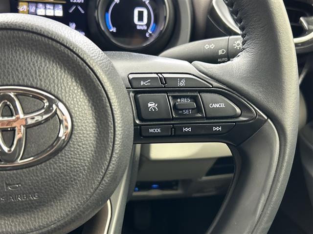 ヤリス Z 禁煙車 純正メモリナビ BT USB Bカメラ 追従クルーズコントロール 前席シートヒーター レーンキープアシスト 衝突被害軽減システム 前後ドライブレコーダー ビルトインETC 前後コーナーセンサー(8枚目)