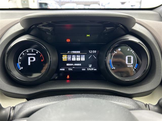 ヤリス Z 禁煙車 純正メモリナビ BT USB Bカメラ 追従クルーズコントロール 前席シートヒーター レーンキープアシスト 衝突被害軽減システム 前後ドライブレコーダー ビルトインETC 前後コーナーセンサー(13枚目)