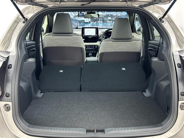 ヤリス Z 禁煙車 純正メモリナビ BT USB Bカメラ 追従クルーズコントロール 前席シートヒーター レーンキープアシスト 衝突被害軽減システム 前後ドライブレコーダー ビルトインETC 前後コーナーセンサー(24枚目)