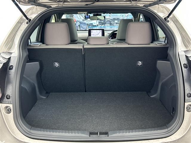 ヤリス Z 禁煙車 純正メモリナビ BT USB Bカメラ 追従クルーズコントロール 前席シートヒーター レーンキープアシスト 衝突被害軽減システム 前後ドライブレコーダー ビルトインETC 前後コーナーセンサー(36枚目)