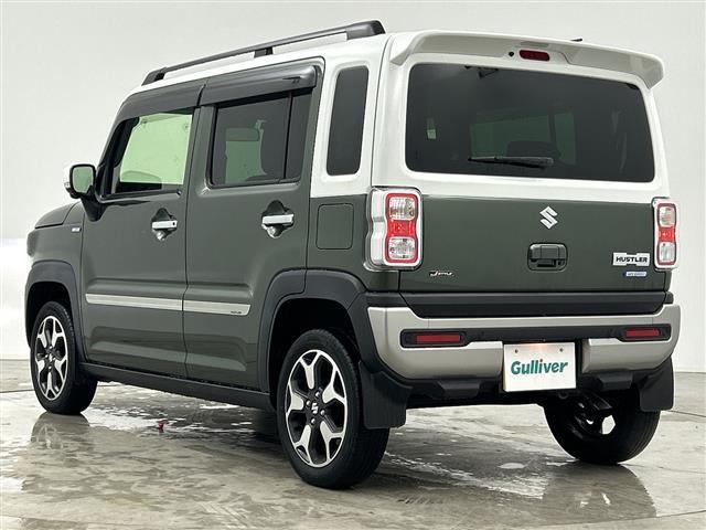 【運転席】座り心地が良いシートなので長時間の運転でも快適にお過ごしいただけます。新品のフロアマットのご注文も可能です。掲載箇所以外にご希望の写真がございましたらお気軽にお問い合わせ下さい。