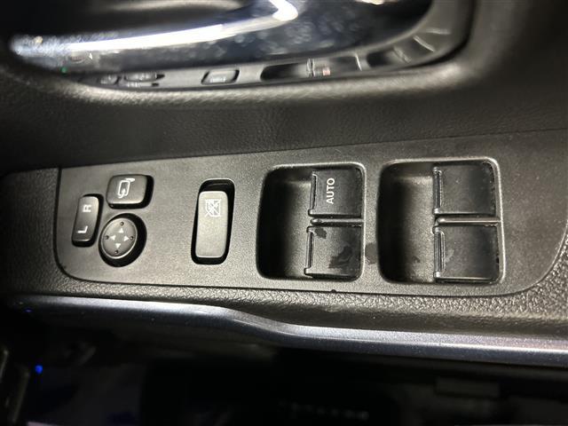 ◆商談ルームには「キッズスペース」を完備しています。ＤＶＤ、ブロック、絵本、おままごとセット。お子様連れでも、ゆっくりとお車をお選びいただけます！