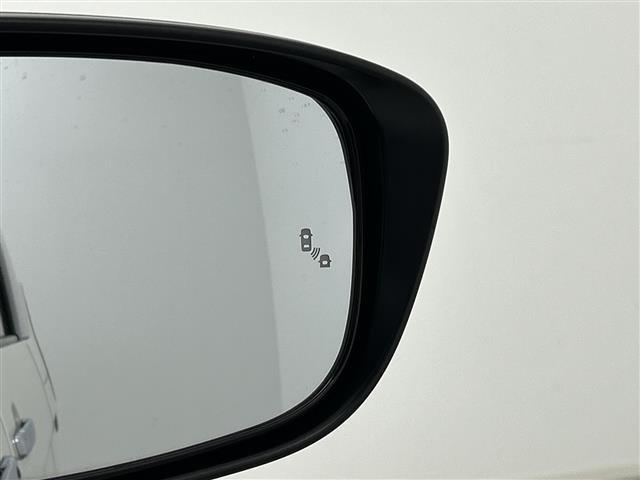 セレナ ハイウェイスターV 禁煙車/純正10型SDナビ/アラウンドビューモニター/ハンズフリー機能付き両側パワースライドドア/プロパイロット/衝突軽減ブレーキ/11型後席モニター/デジタルインナーミラー/ビルトインETC/LED(7枚目)