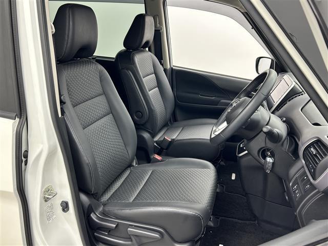 セレナ ハイウェイスターV 禁煙車/純正10型SDナビ/アラウンドビューモニター/ハンズフリー機能付き両側パワースライドドア/プロパイロット/衝突軽減ブレーキ/11型後席モニター/デジタルインナーミラー/ビルトインETC/LED(14枚目)