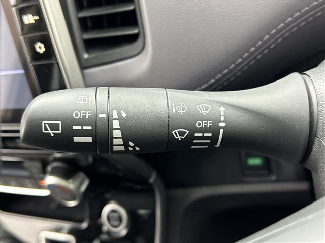 セレナ ハイウェイスターV 禁煙車/純正10型SDナビ/アラウンドビューモニター/ハンズフリー機能付き両側パワースライドドア/プロパイロット/衝突軽減ブレーキ/11型後席モニター/デジタルインナーミラー/ビルトインETC/LED(23枚目)