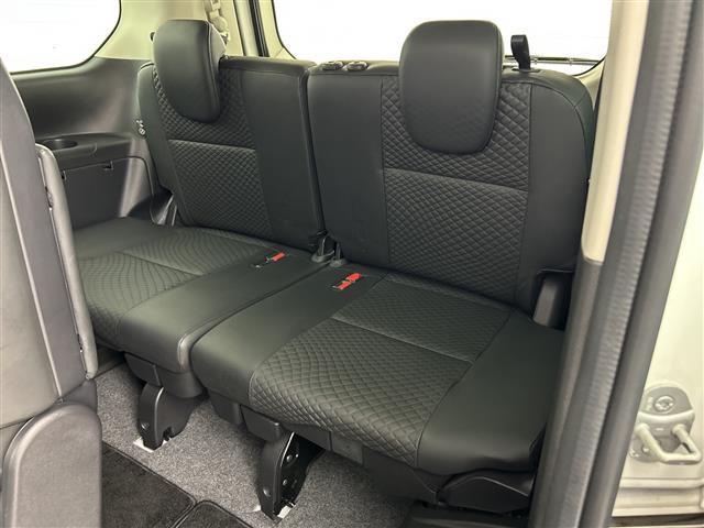 セレナ ハイウェイスターV 禁煙車/純正10型SDナビ/アラウンドビューモニター/ハンズフリー機能付き両側パワースライドドア/プロパイロット/衝突軽減ブレーキ/11型後席モニター/デジタルインナーミラー/ビルトインETC/LED(34枚目)