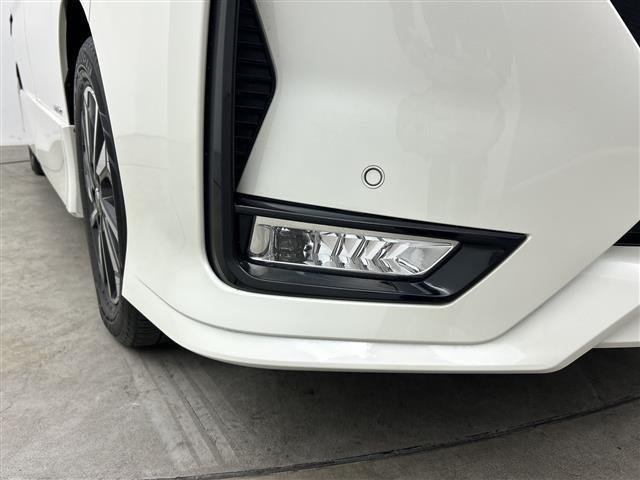 セレナ ハイウェイスターV 禁煙車/純正10型SDナビ/アラウンドビューモニター/ハンズフリー機能付き両側パワースライドドア/プロパイロット/衝突軽減ブレーキ/11型後席モニター/デジタルインナーミラー/ビルトインETC/LED(40枚目)