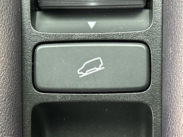 ZR-V e:HEV Z /禁煙車/純正9型ナビ/BOSEプレミアムサウンド/全方位カメラ/レーダークルーズコントロール/純正ビルトインETC2.0/ホンダセンシング/衝突軽減ブレーキ/レーンキープアシスト/ワイヤレス充電/(13枚目)