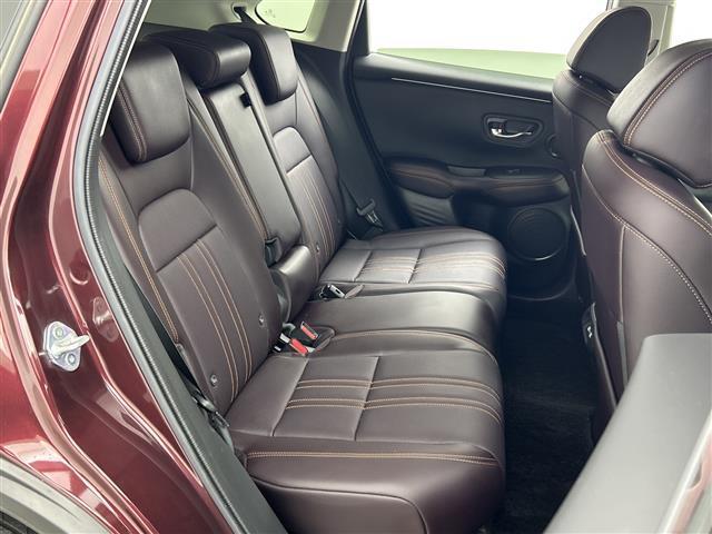 ZR-V e:HEV Z /禁煙車/純正9型ナビ/BOSEプレミアムサウンド/全方位カメラ/レーダークルーズコントロール/純正ビルトインETC2.0/ホンダセンシング/衝突軽減ブレーキ/レーンキープアシスト/ワイヤレス充電/(15枚目)
