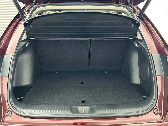 ZR-V e:HEV Z /禁煙車/純正9型ナビ/BOSEプレミアムサウンド/全方位カメラ/レーダークルーズコントロール/純正ビルトインETC2.0/ホンダセンシング/衝突軽減ブレーキ/レーンキープアシスト/ワイヤレス充電/(16枚目)