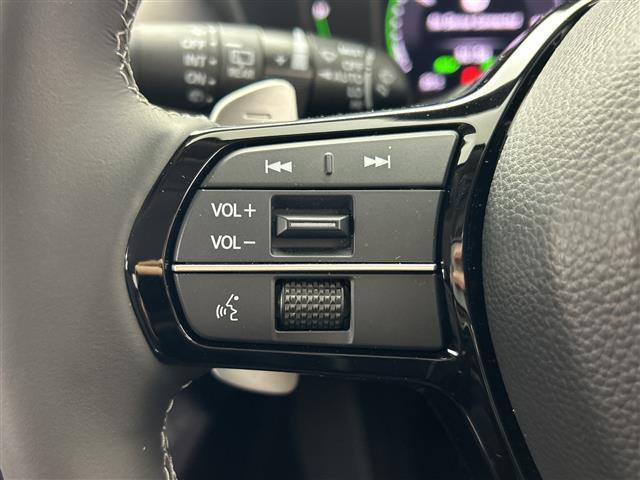 ZR-V e:HEV Z /禁煙車/純正9型ナビ/BOSEプレミアムサウンド/全方位カメラ/レーダークルーズコントロール/純正ビルトインETC2.0/ホンダセンシング/衝突軽減ブレーキ/レーンキープアシスト/ワイヤレス充電/(22枚目)