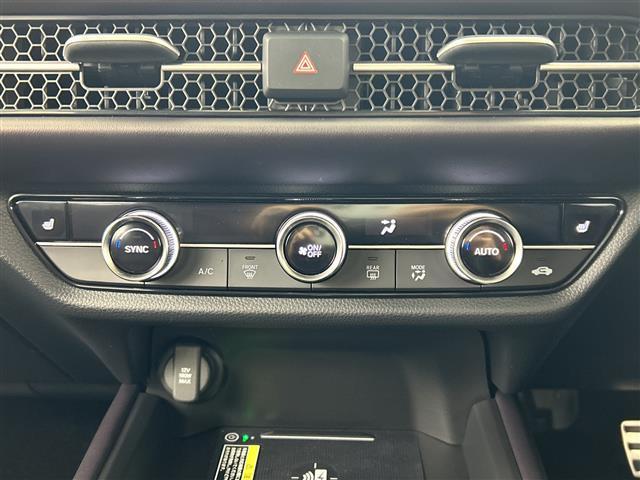 ZR-V e:HEV Z /禁煙車/純正9型ナビ/BOSEプレミアムサウンド/全方位カメラ/レーダークルーズコントロール/純正ビルトインETC2.0/ホンダセンシング/衝突軽減ブレーキ/レーンキープアシスト/ワイヤレス充電/(35枚目)