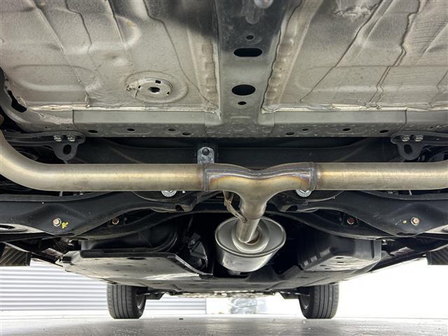 ZR-V e:HEV Z /禁煙車/純正9型ナビ/BOSEプレミアムサウンド/全方位カメラ/レーダークルーズコントロール/純正ビルトインETC2.0/ホンダセンシング/衝突軽減ブレーキ/レーンキープアシスト/ワイヤレス充電/(44枚目)