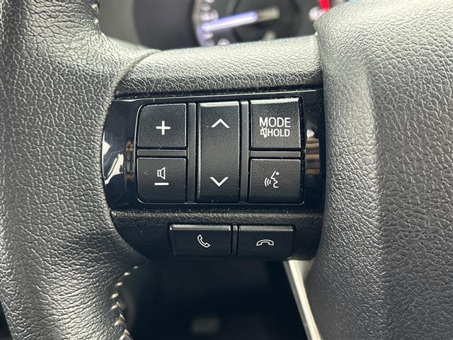 ハイラックス Z /禁煙車/純正7型ナビフルセグTV/Bluetooth/HDMI/バックカメラ/トノカバー/レーダークルーズコントロール/フォグライト/純正アルミホイール/衝突軽減ブレーキシステム/オートライト(25枚目)