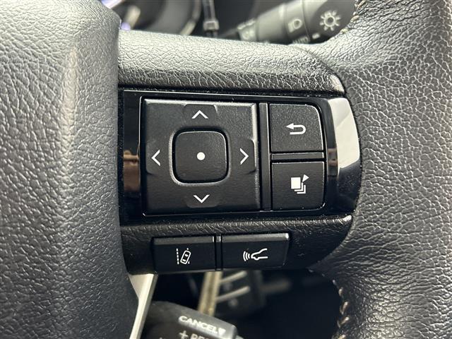 ハイラックス Z /禁煙車/純正7型ナビフルセグTV/Bluetooth/HDMI/バックカメラ/トノカバー/レーダークルーズコントロール/フォグライト/純正アルミホイール/衝突軽減ブレーキシステム/オートライト(26枚目)