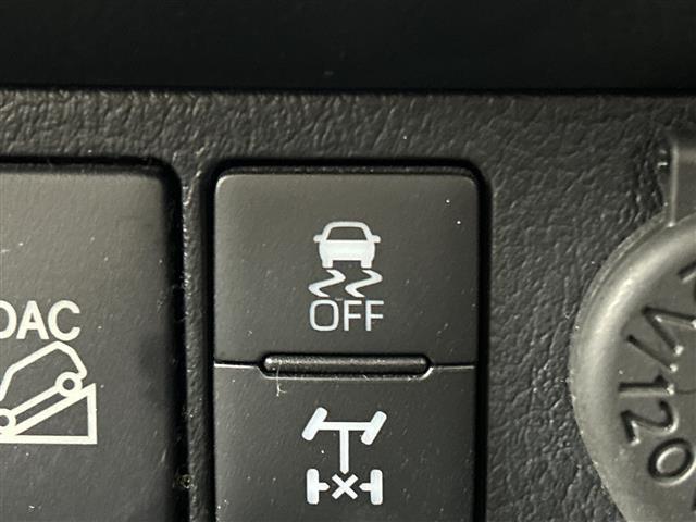 ハイラックス Z /禁煙車/純正7型ナビフルセグTV/Bluetooth/HDMI/バックカメラ/トノカバー/レーダークルーズコントロール/フォグライト/純正アルミホイール/衝突軽減ブレーキシステム/オートライト(31枚目)