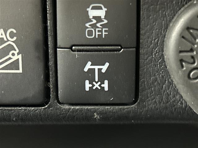 ハイラックス Z /禁煙車/純正7型ナビフルセグTV/Bluetooth/HDMI/バックカメラ/トノカバー/レーダークルーズコントロール/フォグライト/純正アルミホイール/衝突軽減ブレーキシステム/オートライト(32枚目)