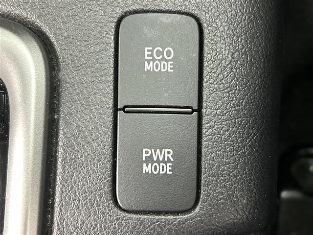 ハイラックス Z /禁煙車/純正7型ナビフルセグTV/Bluetooth/HDMI/バックカメラ/トノカバー/レーダークルーズコントロール/フォグライト/純正アルミホイール/衝突軽減ブレーキシステム/オートライト(33枚目)