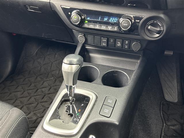 ハイラックス Z /禁煙車/純正7型ナビフルセグTV/Bluetooth/HDMI/バックカメラ/トノカバー/レーダークルーズコントロール/フォグライト/純正アルミホイール/衝突軽減ブレーキシステム/オートライト(35枚目)