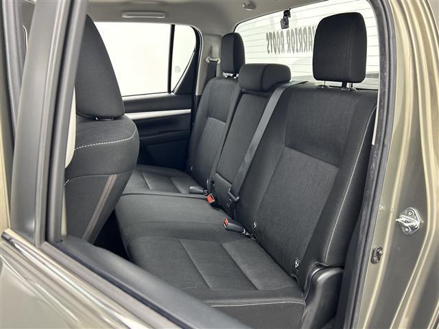 ハイラックス Z /禁煙車/純正7型ナビフルセグTV/Bluetooth/HDMI/バックカメラ/トノカバー/レーダークルーズコントロール/フォグライト/純正アルミホイール/衝突軽減ブレーキシステム/オートライト(37枚目)