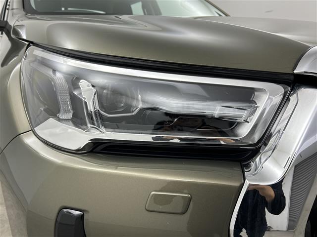 ハイラックス Z /禁煙車/純正7型ナビフルセグTV/Bluetooth/HDMI/バックカメラ/トノカバー/レーダークルーズコントロール/フォグライト/純正アルミホイール/衝突軽減ブレーキシステム/オートライト(39枚目)