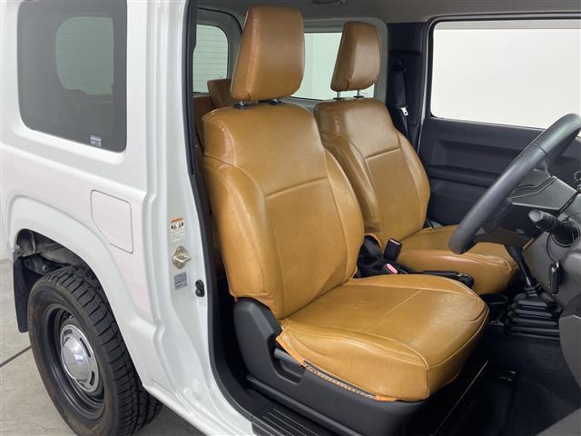 【トランク】積み込みやすくて、たっぷり積める荷室です。シートアレンジできるものは、乗車人数と荷物の量や大きさによってシートを動かすことができるので、より快適なドライブが可能です！