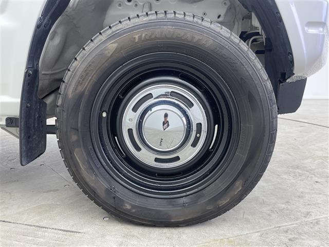 【タイヤ・ホイール】足回りもかっこよく決まってます！社外のアルミやスタッドレスタイヤも取り扱いございますドレスアップもカスタマイズもお任せください！