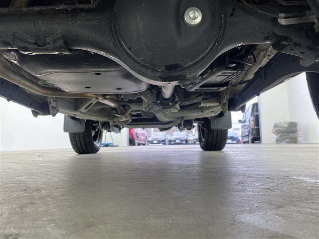 【エンジンルーム】エンジンの調子は良好です！ご納車前にはしっかりとオイル交換・その他油種類の点検補充をさせて頂きます。また、ガリバーでは修復歴のある車は販売いたしません。